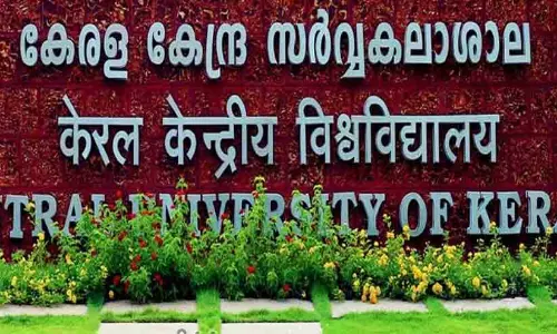 കേരള-കേന്ദ്ര സര്‍വകലാശാലയില്‍ നാലു വര്‍ഷ ഓണേഴ്‌സ് ബിരുദം; രജിസ്‌ട്രേഷന്‍ ആരംഭിച്ചു