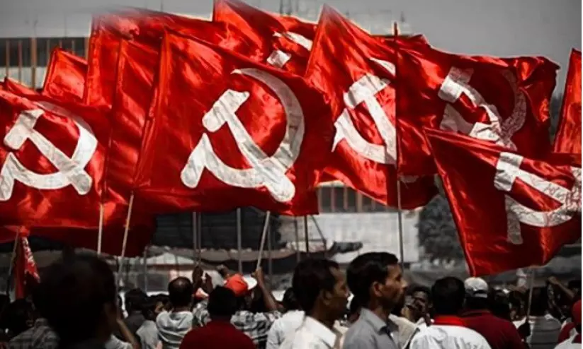 സി.പി.എം കേന്ദ്രകമ്മിറ്റിയംഗങ്ങളുടെ ഭിന്നസ്വരം; ലക്ഷ്യം പുതു ചേരി സി.പി.എം കേന്ദ്രകമ്മിറ്റിയംഗങ്ങളുടെ ഭിന്നസ്വരം; ലക്ഷ്യം പുതു ചേരി