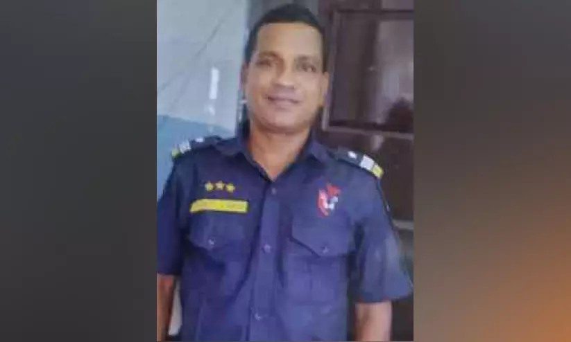 അജയൻ കാത്തിരിക്കുന്നു, പക്ഷാഘാതം ബാധിച്ച തന്നെ ആശുപത്രിയിൽ ഉപേക്ഷിച്ചു പോയ ബന്ധുക്കളെ കാത്ത് അജയൻ കാത്തിരിക്കുന്നു, പക്ഷാഘാതം ബാധിച്ച തന്നെ ആശുപത്രിയിൽ ഉപേക്ഷിച്ചു പോയ ബന്ധുക്കളെ കാത്ത്