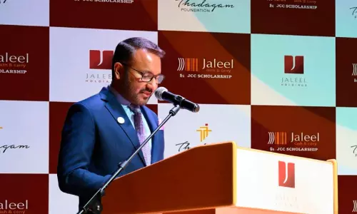 പ്രവാസി ജീവനക്കാരുടെ മക്കൾക്ക് ഉന്നത പഠനത്തിന് കൈത്താങ്ങുമായി ജലീൽ കാഷ് ആൻഡ് ക്യാരി പ്രവാസി ജീവനക്കാരുടെ മക്കൾക്ക് ഉന്നത പഠനത്തിന് കൈത്താങ്ങുമായി ജലീൽ കാഷ് ആൻഡ് ക്യാരി