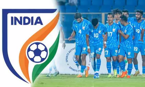 140 കോടി ഇന്ത്യക്കാർ; എന്നിട്ടും ലോകകപ്പിലേക്ക് 11 പേർ പോലുമില്ലേ ?