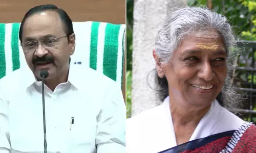 ഗായിക എസ്. ജാനകിയുടെ വിയോഗത്തിൽ മുഖ്യമന്ത്രി വി.ഡി. സതീശൻ അനുശോചിച്ചു ഗായിക എസ്. ജാനകിയുടെ വിയോഗത്തിൽ മുഖ്യമന്ത്രി വി.ഡി. സതീശൻ അനുശോചിച്ചു