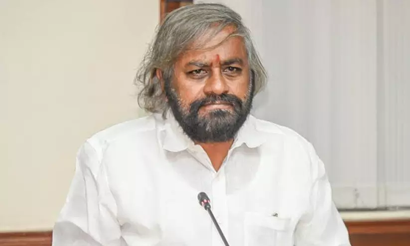 https://www.madhyamam.com/tags/Ishwar-Khandre https://www.madhyamam.com/tags/Ishwar-Khandre