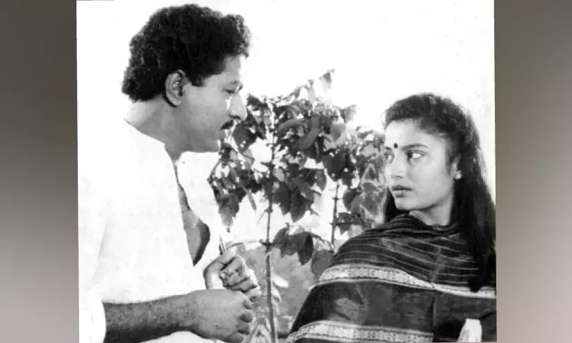 പിന്നെ, എന്നോടൊന്നും പറയാതെ... പിന്നെ, എന്നോടൊന്നും പറയാതെ...