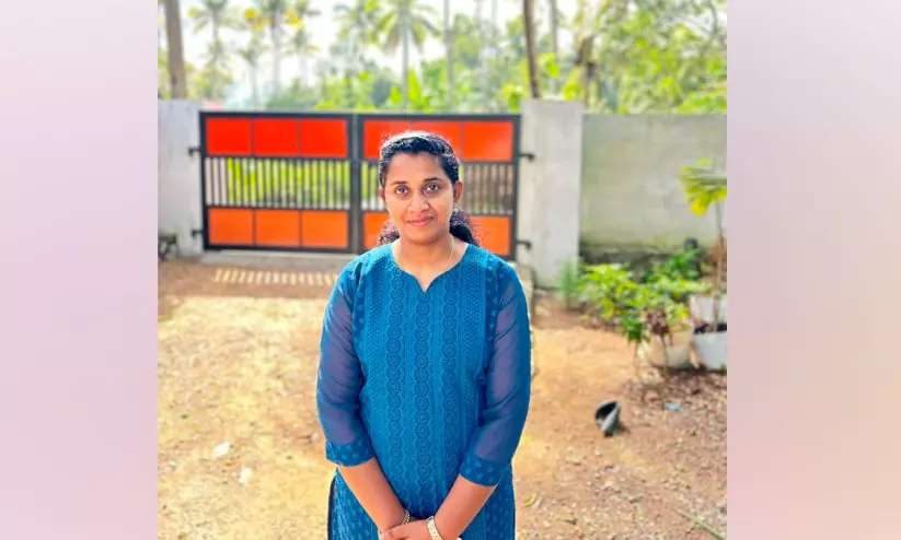 ആകാശത്തിൽ ഒരമ്പിളിയായി... ആകാശത്തിൽ ഒരമ്പിളിയായി...