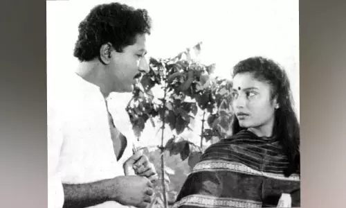 പിന്നെ, എന്നോടൊന്നും പറയാതെ...