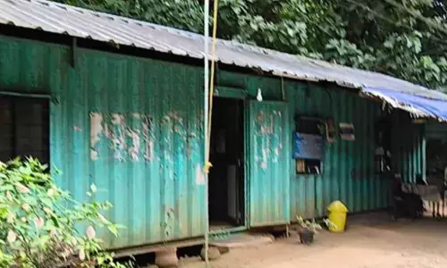 എക്സൈസ് ചെക്പോസ്റ്റിലെ പണപ്പിരിവ്; നിരോധിത ലഹരി വസ്തുക്കൾ കടത്തുന്ന പ്രധാന അതിർത്തിയാണ് ആര്യങ്കാവ്