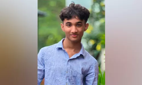 പുസ്തകരചനയിൽ ശ്രദ്ധേയനായി റിൻഷിഫ്