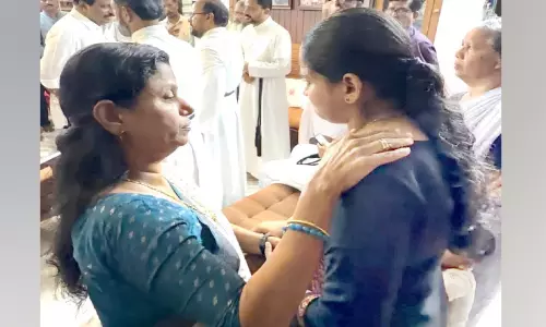 വിനോദയാത്ര അവസാനയാത്രയായി, ദമ്പതികളുടെ വേർപാടിൽ ഞെട്ടി നാട്