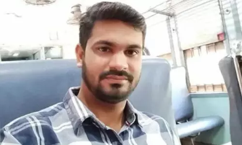Odisha Man Dies After Wife Hits Him On Head With Mobile During Fight Odisha Man Dies After Wife Hits Him On Head With Mobile During Fight