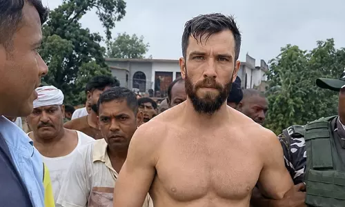 അതിർത്തി കടക്കാൻ ശ്രമിച്ച അമേരിക്കൻ പൗരൻ പിടിയിൽ, യു.എസ് നേവിയിലും സേവനമനുഷ്ഠിച്ചിട്ടുണ്ടെന്ന്; പാസ്‌പോർട്ടില്ലാതെ ഇന്ത്യയിൽ കഴിഞ്ഞത് ഏഴ് മാസം