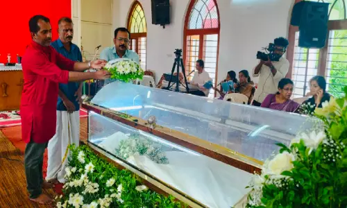 ഡോ.പി.വി ചെറിയാന്‍റെ സംസ്കാര ശുശ്രൂഷകളിൽ പങ്കെടുത്ത് വോയിസ് ഓഫ് ആലപ്പി പ്രതിനിധികൾ