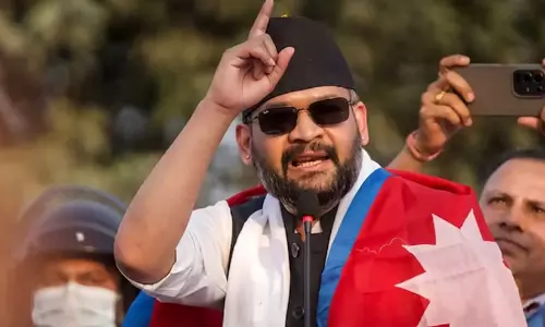 യുവാവിന്റെ ആത്മഹത്യയും കുടിയൊഴിപ്പിക്കലും; നേപ്പാളിൽ വീണ്ടും ജെൻസി പ്രക്ഷോഭം, ​പ്രധാനമന്ത്രി രാജിവെക്കണമെന്ന് ആവശ്യം