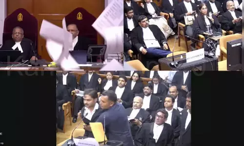 സുപ്രീംകോടതിയിൽ ചീഫ് ജസ്റ്റിസിനെ അധിക്ഷേപിച്ച് ബഹളമുണ്ടാക്കിയ നിയമവിദ്യാർഥി അറസ്റ്റിൽ