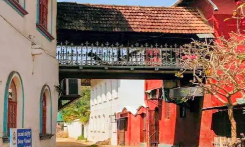 ഫോർട്ട്​കൊച്ചിയിലെ തൂക്കുപാലം@105