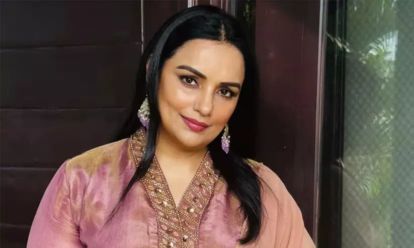 പിഴവുകൾ സംഭവിച്ചത് അനുഭവക്കുറവ് മൂലം, കൂടുതൽ പക്വതയോടെ മുന്നോട്ട് പോകും; അമ്മ അംഗങ്ങൾക്ക് ശ്വേത കമ്മറ്റിയുടെ കത്ത് പിഴവുകൾ സംഭവിച്ചത് അനുഭവക്കുറവ് മൂലം, കൂടുതൽ പക്വതയോടെ മുന്നോട്ട് പോകും; അമ്മ അംഗങ്ങൾക്ക് ശ്വേത കമ്മറ്റിയുടെ കത്ത്
