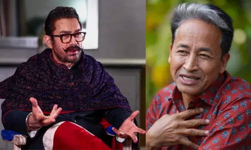 ത്രീ ഇഡിയറ്റ്സ് സോനം വാങ്ചുകിൽ നിന്ന് പ്രചോദനം ഉൾക്കൊണ്ടതല്ലെന്ന് ആമിർ ഖാൻ; അദ്ദേഹത്തിന്റെ ജീവനെക്കുറിച്ച് ആശങ്കയുണ്ടെന്നും താരം