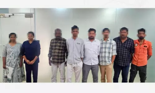 വ്യാജ സാലറി സർട്ടിഫിക്കറ്റുകളും ബാങ്ക് സ്റ്റേറ്റ്‌മെന്റുകളും ഉപയോഗിച്ച് ലോൺ എടുത്തു; 24 ഏഷ്യൻ പ്രവാസികൾ പിടിയിൽ