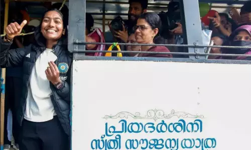 സ്ത്രീ​ക​ളു​ടെ സൗ​ജ​ന്യ ബ​സ് യാ​ത്ര ക്ഷേ​മ പ​ദ്ധ​തി​ക്കു​മ​പ്പു​റം
