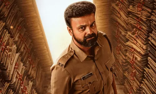 ലുലു മാൾ സാക്ഷിയാകും ചാക്കോച്ചന്റെ ഉന്മാദത്തിന്; ട്രെയിലർ ലോഞ്ച് നാളെ