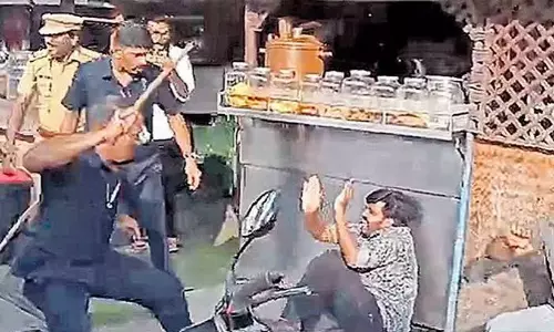 രക്ഷാപ്രവർത്തനം: ഡി.ജി.പി ഉടൻ റിപ്പോർട്ട് കൈമാറിയേക്കും രക്ഷാപ്രവർത്തനം: ഡി.ജി.പി ഉടൻ റിപ്പോർട്ട് കൈമാറിയേക്കും