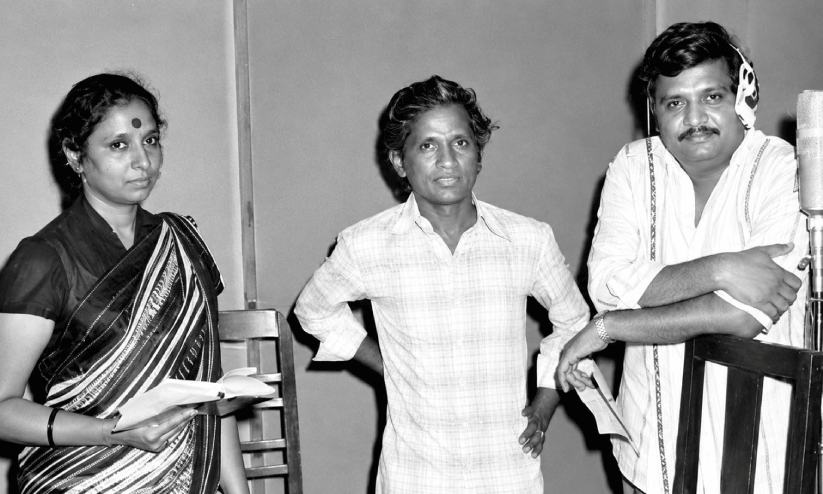 റെക്കോഡിങ്ങിനിടെ ഇളയരാജ, എസ്.പി.ബി എന്നിവർക്കൊപ്പം
