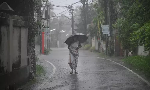 മഴക്ക് സാധ്യത; വടക്കൻ ജില്ലകളിൽ ഇന്ന് യെല്ലോ അലർട്ട്