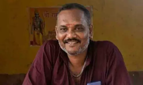 ‘തൂഫാന് വഴികാട്ടിയായി മോൻ പൊലീസിന്റെ കൂടെ പോകുമായിരുന്നു’ -ബിജുവിന്റെ കൊന്നത് ലഹരിസംഘമെന്ന് അമ്മ ‘തൂഫാന് വഴികാട്ടിയായി മോൻ പൊലീസിന്റെ കൂടെ പോകുമായിരുന്നു’ -ബിജുവിന്റെ കൊന്നത് ലഹരിസംഘമെന്ന് അമ്മ