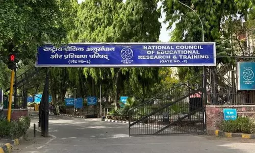നാല് മാസമായി ശമ്പളമില്ല; വായ്പയും വാടകയും നൽകാനാകാതെ 200ലധികം എൻ.സി.ഇ.ആർ.ടി കരാർ ജീവനക്കാർ നാല് മാസമായി ശമ്പളമില്ല; വായ്പയും വാടകയും നൽകാനാകാതെ 200ലധികം എൻ.സി.ഇ.ആർ.ടി കരാർ ജീവനക്കാർ