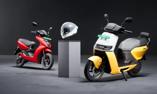 Ather Energy 450 and Rista electric scooters Ather Energy 450 and Rista electric scooters