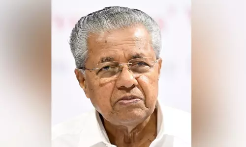 ഡൽഹിയിലെ തെരുവുകളിൽ ജനാധിപത്യം ചവിട്ടിമെതിക്കപ്പെടുന്ന കാഴ്ച ; പ്രതിഷേധിക്കുന്ന വിദ്യാർഥികളെ ശത്രുസൈന്യത്തെപ്പോലെ നേരിടുന്നുവെന്നും പിണറായി വിജയൻ ഡൽഹിയിലെ തെരുവുകളിൽ ജനാധിപത്യം ചവിട്ടിമെതിക്കപ്പെടുന്ന കാഴ്ച ; പ്രതിഷേധിക്കുന്ന വിദ്യാർഥികളെ ശത്രുസൈന്യത്തെപ്പോലെ നേരിടുന്നുവെന്നും പിണറായി വിജയൻ