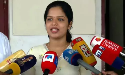 പാലായിൽ യു.ഡി.എഫിന് ഭരണം പോയി; അവിശ്വാസത്തെ നാല് കോൺഗ്രസ് അംഗങ്ങൾ പിന്തുണച്ചു; ദിയ ബിനു പുറത്തേക്ക് പാലായിൽ യു.ഡി.എഫിന് ഭരണം പോയി; അവിശ്വാസത്തെ നാല് കോൺഗ്രസ് അംഗങ്ങൾ പിന്തുണച്ചു; ദിയ ബിനു പുറത്തേക്ക്