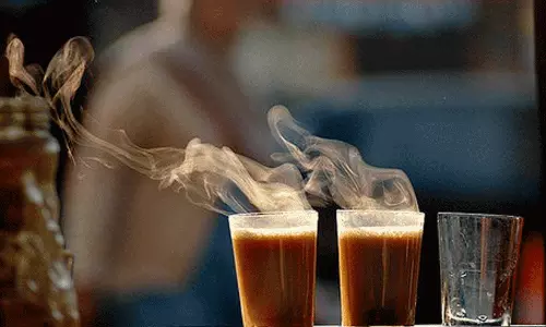 38,000 രൂപയുടെ ഐ.ടി ജോലി ഉപേക്ഷിച്ച് റോഡരികിൽ ചായക്കട; മാസ വരുമാനം ഒരു ലക്ഷത്തിന് മുകളിൽ! 38,000 രൂപയുടെ ഐ.ടി ജോലി ഉപേക്ഷിച്ച് റോഡരികിൽ ചായക്കട; മാസ വരുമാനം ഒരു ലക്ഷത്തിന് മുകളിൽ!