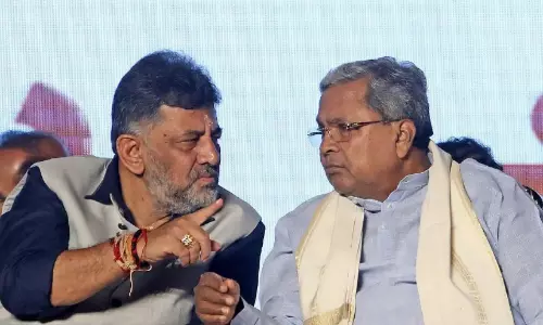 മന്ത്രിസഭാ വികസനം അന്തിമഘട്ടത്തിൽ; മുഖ്യമന്ത്രിയും സിദ്ധരാമയ്യയും ഡൽഹിയില് മന്ത്രിസഭാ വികസനം അന്തിമഘട്ടത്തിൽ; മുഖ്യമന്ത്രിയും സിദ്ധരാമയ്യയും ഡൽഹിയില്