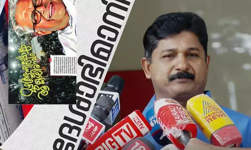 ദേശാഭിമാനിയിൽ എന്ത് പ്രസിദ്ധീകരിക്കണമെന്ന് തീരുമാനിക്കുന്നത് ഞങ്ങളാണ്, വാരാന്തപ്പതിപ്പ് വൈകിയത് സാങ്കേതിക കാരണം മൂലം; പ്രചാരണങ്ങളിൽ വിശദീകരണവുമായി എം. സ്വരാജ്
