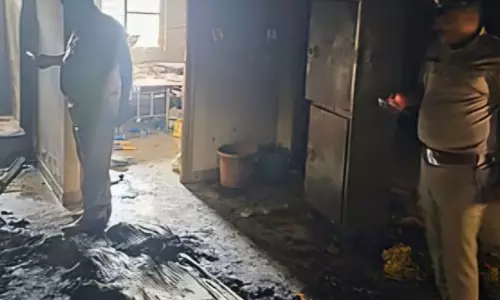 പി.ജി ഹോസ്റ്റലിൽ സിലിണ്ടർ ചോർന്ന് തീപിടിത്തം; എട്ട് പേർക്ക് പരിക്ക്