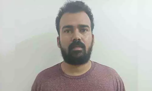 മൂന്ന് വർഷത്തിനിടെ 1500 വ്യാജ ബോംബ് ഭീഷണികൾ; അമേരിക്കയിൽ സോഫ്റ്റ്‌വെയർ എൻജിനീയറായ തമിഴ്നാട് സ്വദേശി ചെന്നൈയിൽ പിടിയിൽ