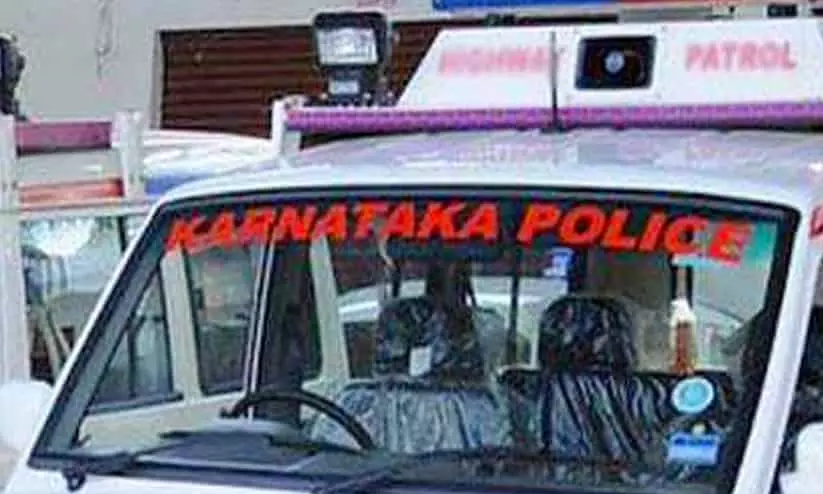 കോളജുകളിൽ 249 വ്യാജ പിഎച്ച്ഡി ഫാക്കൽറ്റി; കേസെടുത്ത് പൊലീസ് കോളജുകളിൽ 249 വ്യാജ പിഎച്ച്ഡി ഫാക്കൽറ്റി; കേസെടുത്ത് പൊലീസ്