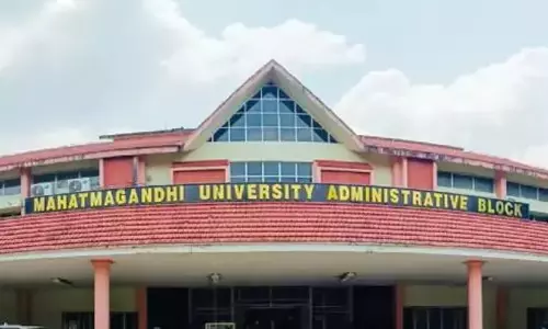 വാഴ്സിറ്റിയുമായി തർക്കം പുതുപ്പള്ളി എസ്.എം.ഇയിലെ പരിശോധനശ്രമം തടഞ്ഞു
