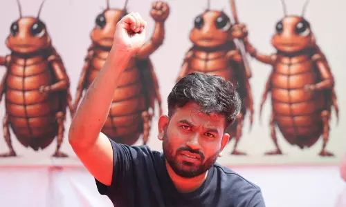 ഞങ്ങൾക്ക് രണ്ട് ആവശ്യങ്ങൾ കൂടിയുണ്ട്: പ്രധാൻ രാജിവെച്ചെങ്കിലും സമരം തുടരുമെന്ന് അഭിജിത് ദീപ്കെ