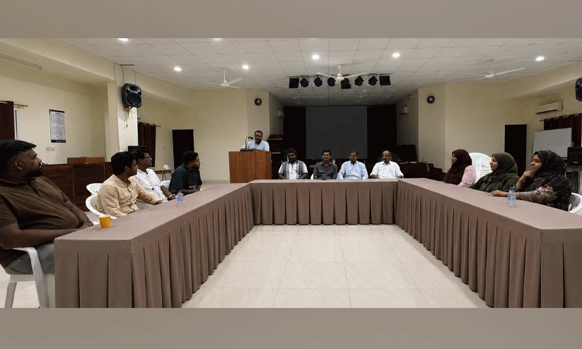 ജെൻ സിയുടെ ജനാധിപത്യ പോരാട്ടങ്ങൾക്ക് ഐക്യദാർഢ്യം- പ്രവാസി വെൽഫെയർ സലാല ജെൻ സിയുടെ ജനാധിപത്യ പോരാട്ടങ്ങൾക്ക് ഐക്യദാർഢ്യം- പ്രവാസി വെൽഫെയർ സലാല