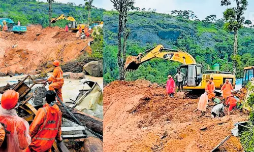 കള്ളാടി ദുരന്തം; അർഹതക്കുള്ള അംഗീകാരം ഏറ്റുവാങ്ങി അഗ്നിരക്ഷാസേന
