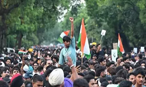 യുവത്വത്തിന്റെ ഇച്ഛാശക്തിക്ക് മുന്നിൽ അധികാരം മുട്ടുമടക്കിയപ്പോൾ..