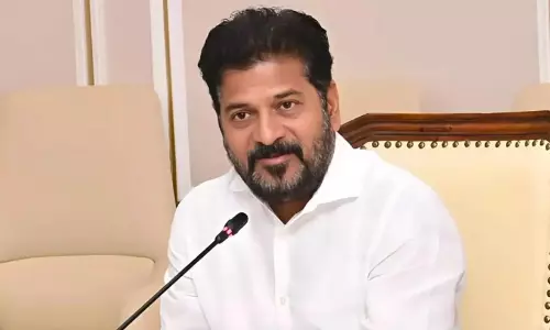 രാഹുൽ ഗാന്ധി പ്രധാനമന്ത്രിയായാൽ വിദ്യാഭ്യാസ മന്ത്രി ജെൻസിയാകും; തെരഞ്ഞെടുപ്പിൽ മത്സരിക്കാനുള്ള പ്രായപരിധി 21 ആക്കണം -രേവന്ത് റെഡ്ഡി