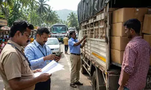 വ്യാപാരികൾ ശ്രദ്ധിക്കുക: ചരക്കുകൾ കൊണ്ടുപോകുമ്പോൾ ഇക്കാര്യങ്ങൾ പാലിക്കണം; നടപടി ശക്തമാക്കി ജി.എസ്.ടി എൻഫോഴ്സ്മെന്റ് വിഭാഗം വ്യാപാരികൾ ശ്രദ്ധിക്കുക: ചരക്കുകൾ കൊണ്ടുപോകുമ്പോൾ ഇക്കാര്യങ്ങൾ പാലിക്കണം; നടപടി ശക്തമാക്കി ജി.എസ്.ടി എൻഫോഴ്സ്മെന്റ് വിഭാഗം