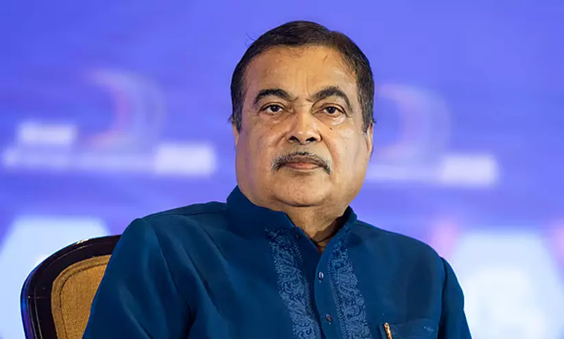 E20 ഇന്ധന നയം; തനിക്കെതിരായ വ്യാജ പ്രചാരണങ്ങളിൽ മെറ്റക്കും ഗൂഗിളിനുമെതിരെ കേസ് നൽകാൻ നിതിൻ ഗഡ്കരിക്ക് ബോംബെ ഹൈക്കോടതിയുടെ അനുമതി E20 ഇന്ധന നയം; തനിക്കെതിരായ വ്യാജ പ്രചാരണങ്ങളിൽ മെറ്റക്കും ഗൂഗിളിനുമെതിരെ കേസ് നൽകാൻ നിതിൻ ഗഡ്കരിക്ക് ബോംബെ ഹൈക്കോടതിയുടെ അനുമതി