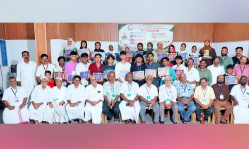 കെ.കെ.എം.എ തൃശൂർ ജില്ല കമ്മിറ്റി വിദ്യാഭ്യാസ അവാർഡ് വിതരണം നടത്തി കെ.കെ.എം.എ തൃശൂർ ജില്ല കമ്മിറ്റി വിദ്യാഭ്യാസ അവാർഡ് വിതരണം നടത്തി