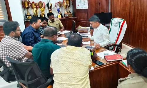 ആ​റ​ള​ത്തെ കെ.​എം വ​ൺ മോ​ഴ​യാ​ന; മ​യ​ക്കു​വെ​ടി​വെ​ച്ച് പി​ടി​കൂ​ടാ​ൻ  ശ്ര​മം തു​ട​ങ്ങി
