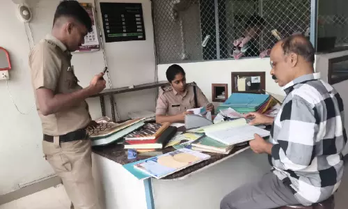 കോടികളുടെ നിക്ഷേപ തട്ടിപ്പ്; വ്യാപാരി സഹകരണ സംഘത്തിൽ പൊലീസ് പരിശോധന