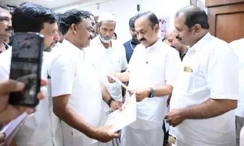 വിദ്യാർഥിയുടെ കാൽ തളർന്ന സംഭവം: പുനരന്വേഷണം വേണമെന്ന് ആവശ്യം; മുഖ്യമന്ത്രിക്ക് നിവേദനം നൽകി